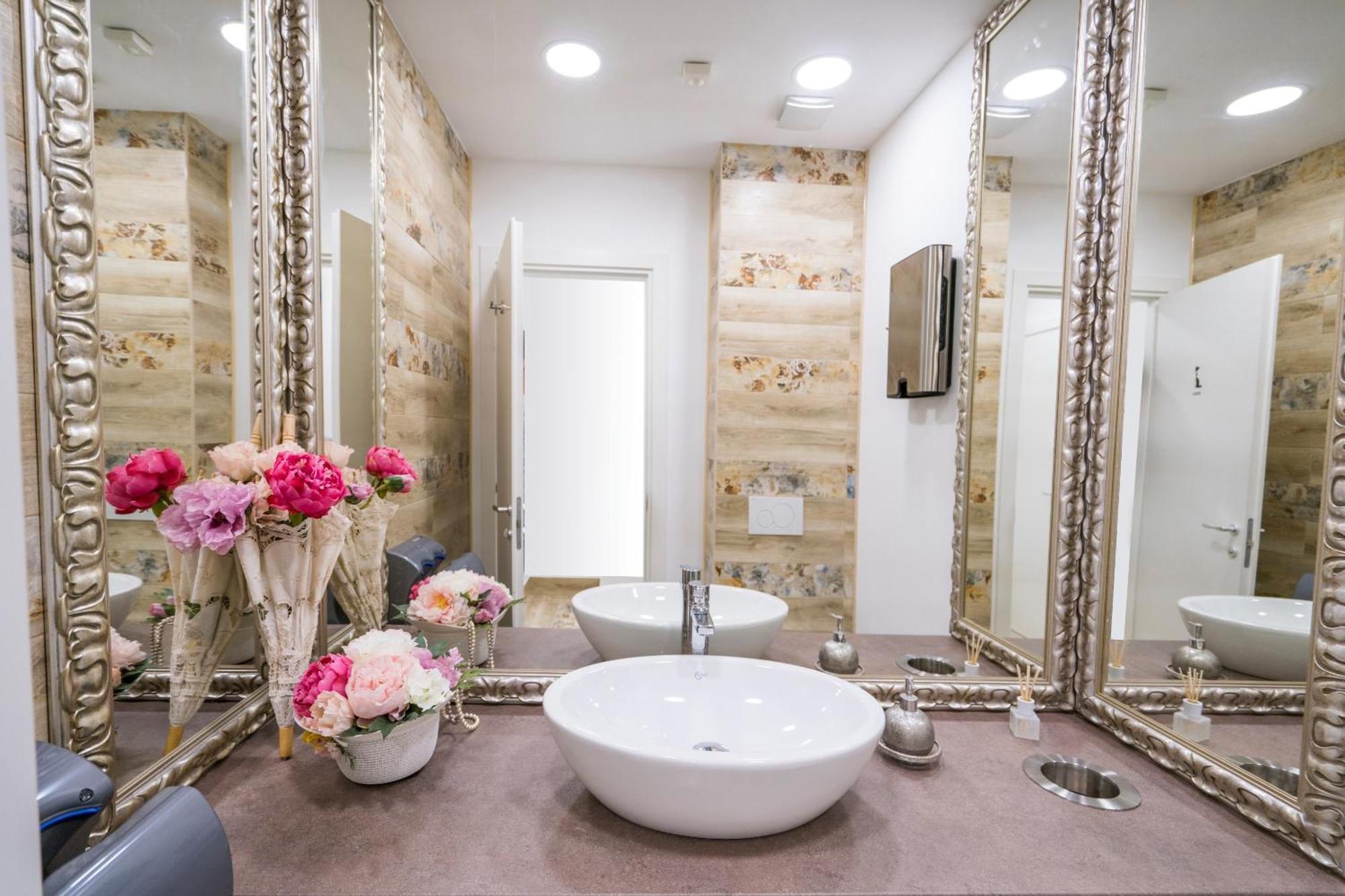 Studio One Accommodation Suites Бухарест Екстер'єр фото