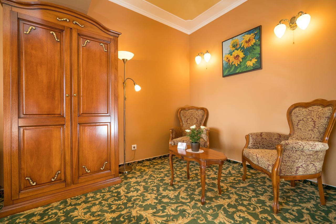 Studio One Accommodation Suites Бухарест Екстер'єр фото