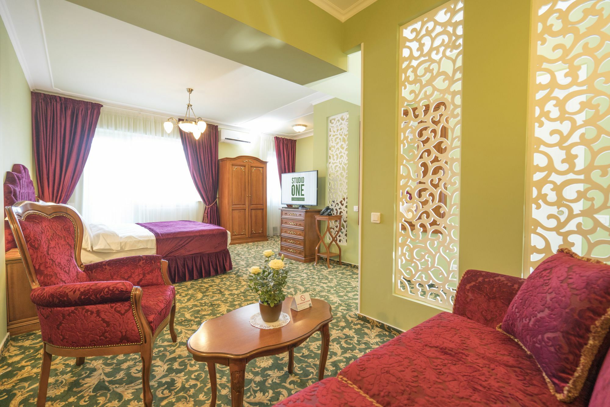 Studio One Accommodation Suites Бухарест Екстер'єр фото