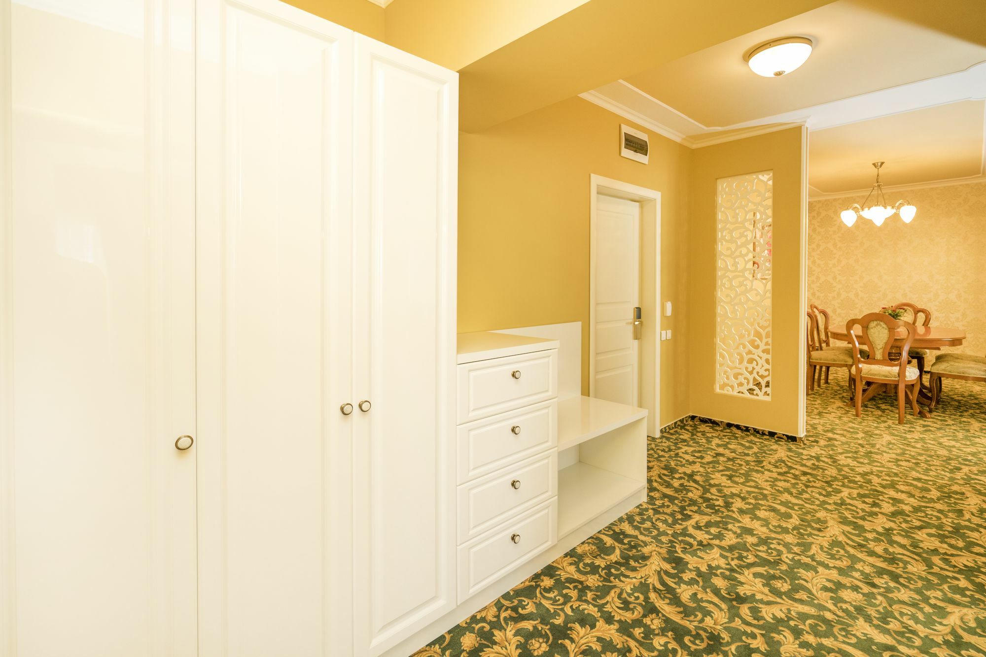 Studio One Accommodation Suites Бухарест Екстер'єр фото